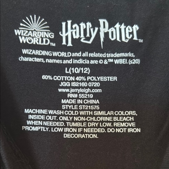 Warner Bros. Black and Gold Hogwarts Kids Long Sleeve Tee - Picture 2 of 3